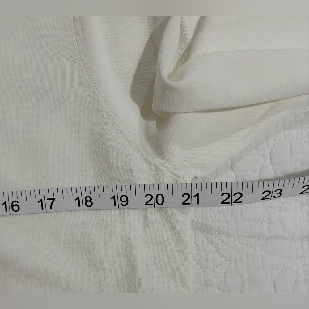 Alzza Women's White Cardigan Sweater with Brown Trim - Picture 5 of 8